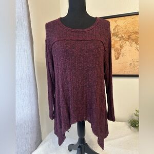 Nu Label lightweight shark bite hem sweater